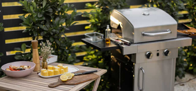 Can’t Build an Outdoor Kitchen? Here Are Your Best Options