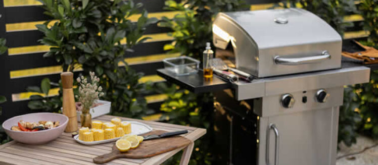 Can’t Build an Outdoor Kitchen? Here Are Your Best Options