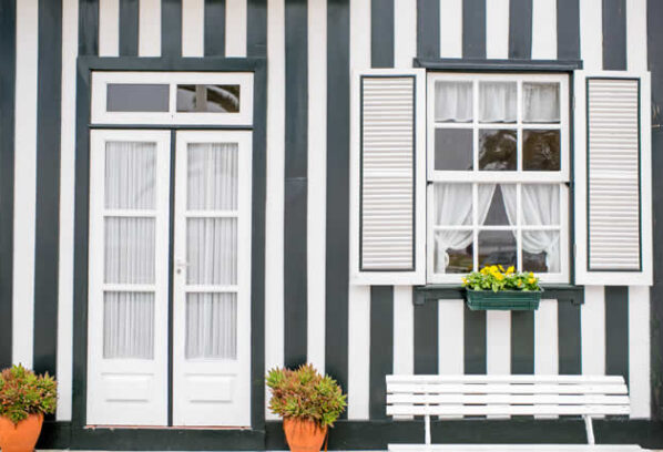 What Is Exterior Home Decor? A Friendly Guide To Curb Appeal