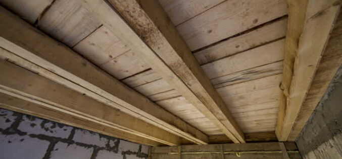 7 Warning Signs of Crawl Space Moisture Problems