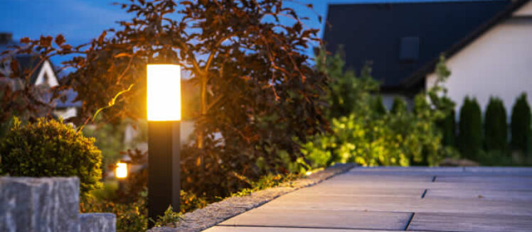 Subtle Driveway Lighting Ideas That Elevate Your Landscape Appeal