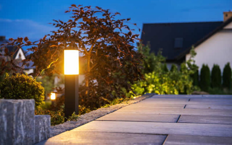 Subtle Driveway Lighting Ideas That Elevate Your Landscape Appeal