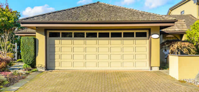 Home Renovation Mistakes to Avoid When Replacing a Garage Door