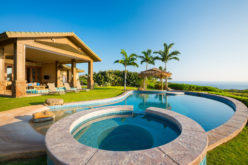 Luxury Shaped Swimming Pool with Attached Hot Tub