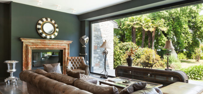 Classic Leather Furniture for a Class Backyard View