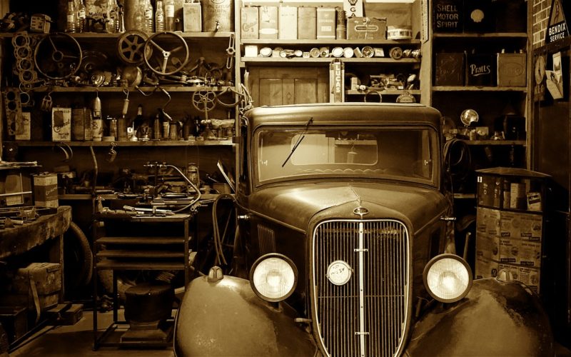 Smart Garage Storage Units to Keep It Neatly Organized