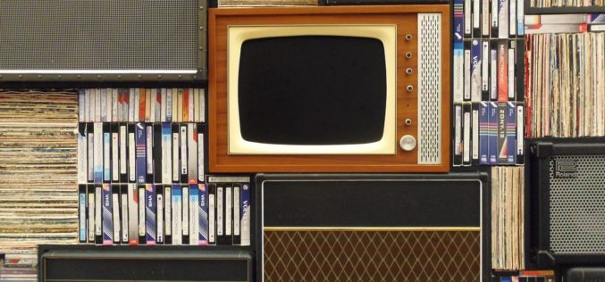TV Stands are Coming Back in Style