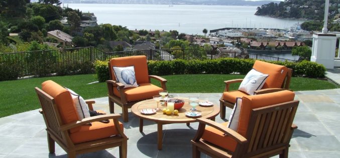 How to Shop For Patio Furniture