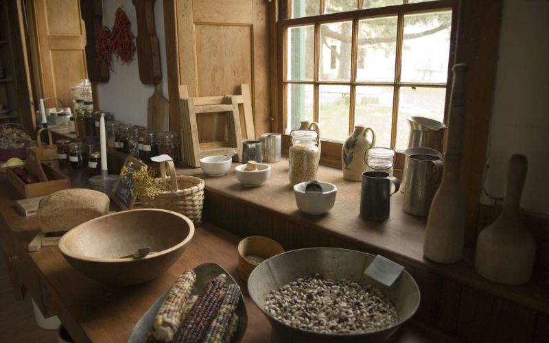 Some Views of Country Styled Kitchens for That Rustic Look