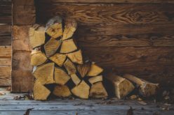 Wood Storage Bins – A Must to Maintain a Wood Fireplace
