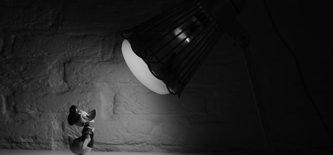 Need A Desk Lamp For Your Desktop?
