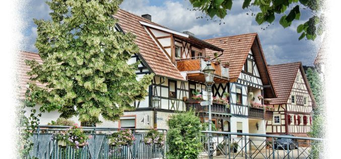 Using Professional Roof Contractors for Your Roofing Services