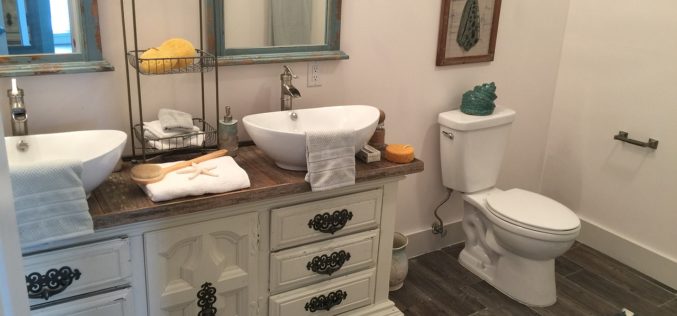 Making Your Small Bathroom a Sea-Faring Room
