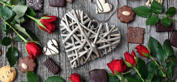 For Valentines Day: Roses or Chocolates
