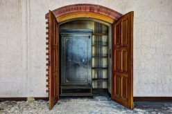 Walk-In Closets