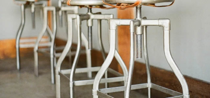 Modern Seating – At the Kitchen Counter