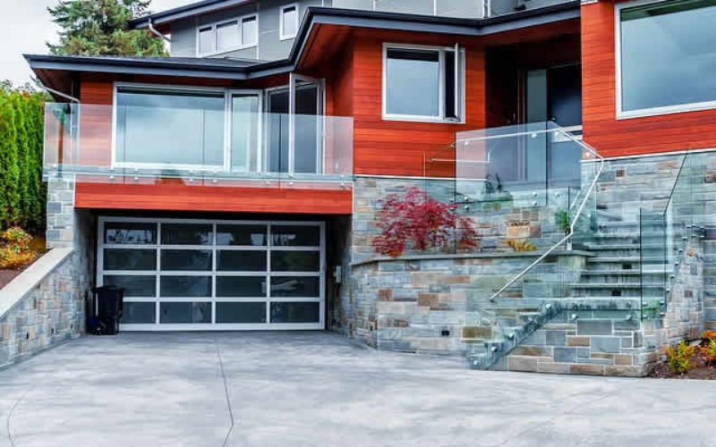 Making a Exterior Home Statement With a Stylish Garage Door