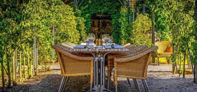 Summer Clearance – Time to Get Your Deck Dining Set