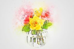 Simple Tabletop Vases for Simple Floral Decor