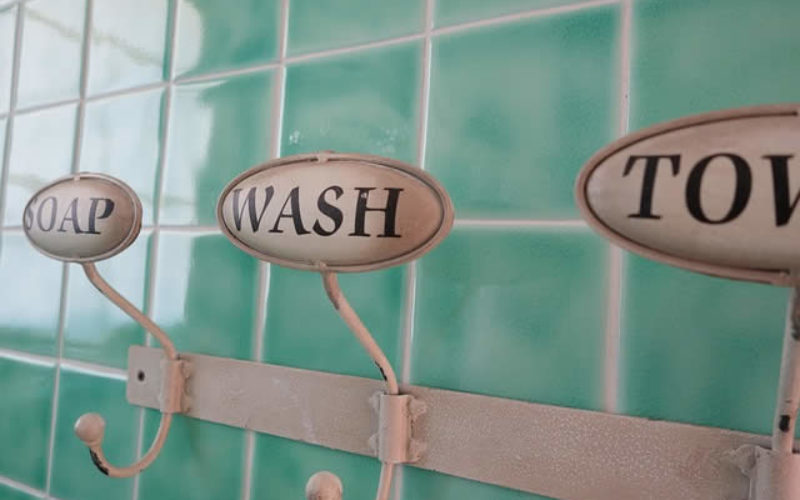 Renovating Old Home? 4 Bathroom Remodel Essentials to Consider