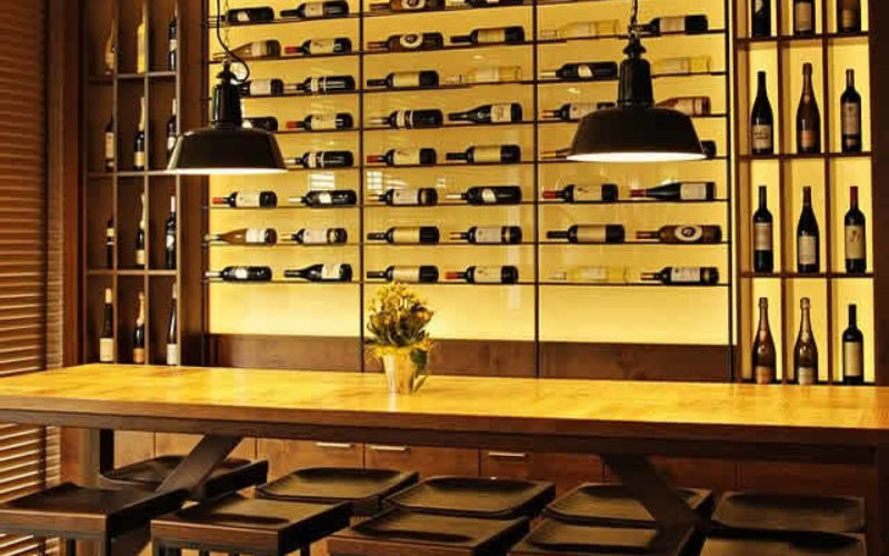 Cocktails and Comfort: Ways to Decorate Your Home Bar
