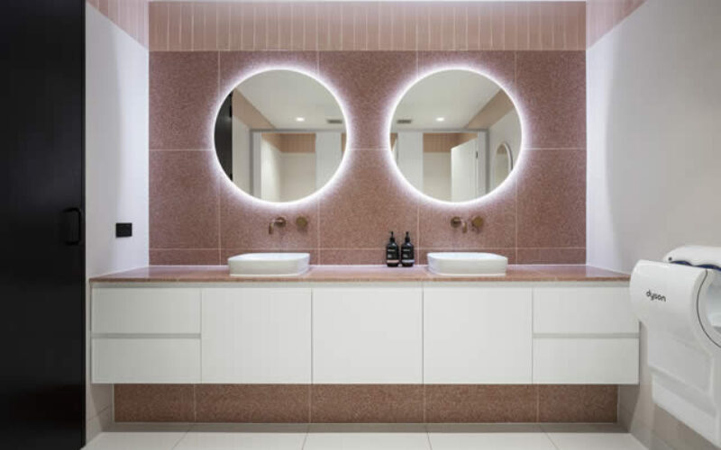 Stylish Tips for Updating Your Bathroom
