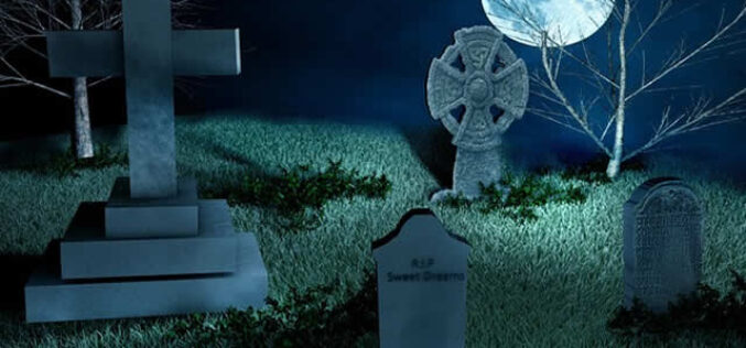 Decorating a Halloween Cemetery In Your Front Yard