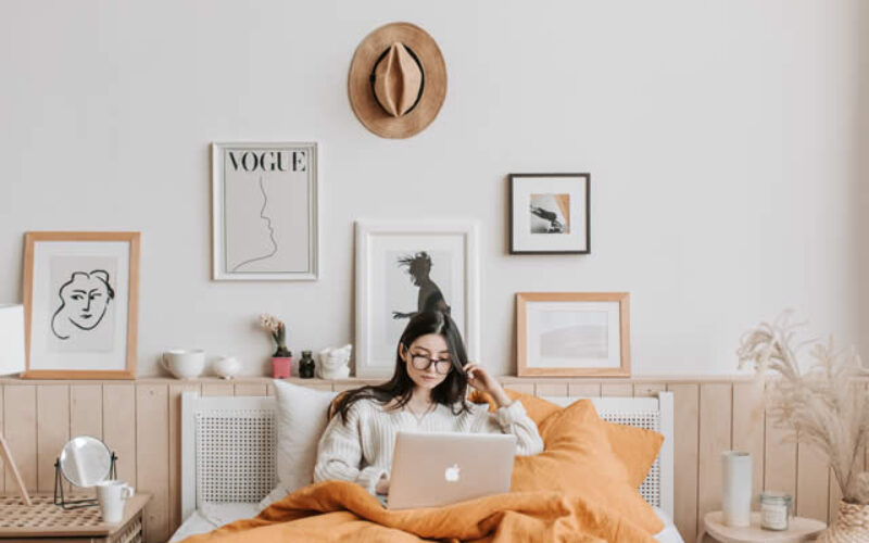 <span>analysis:</span>  How To Make Your First Apartment Cozy
