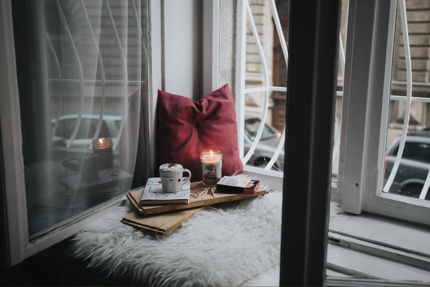 make your first apartment cozy