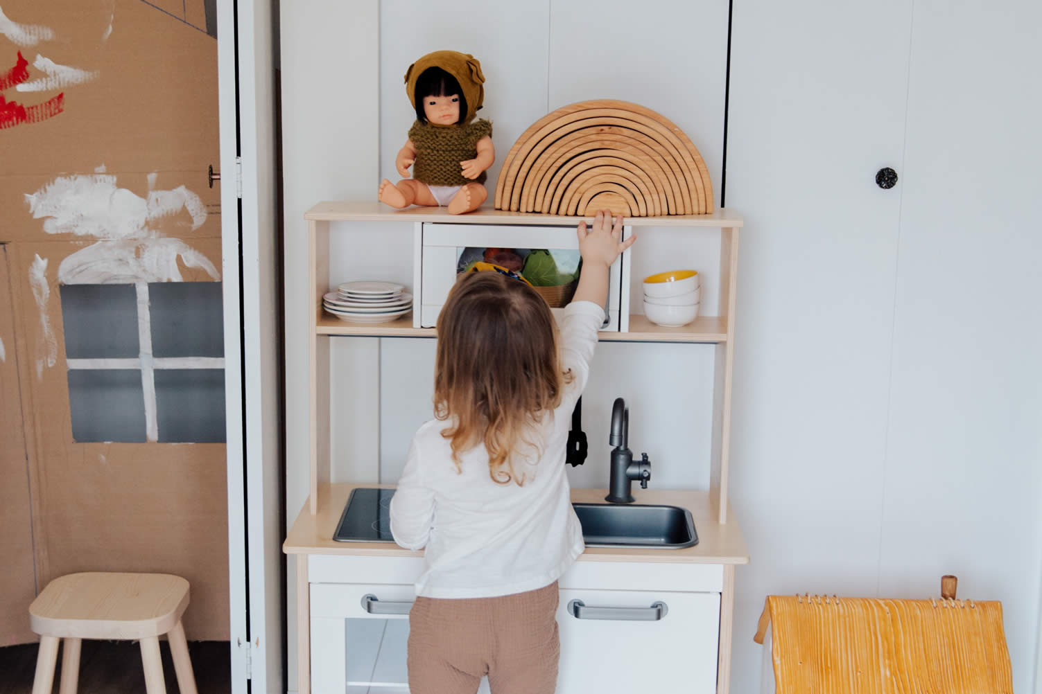 create a fun child playroom in small spaces