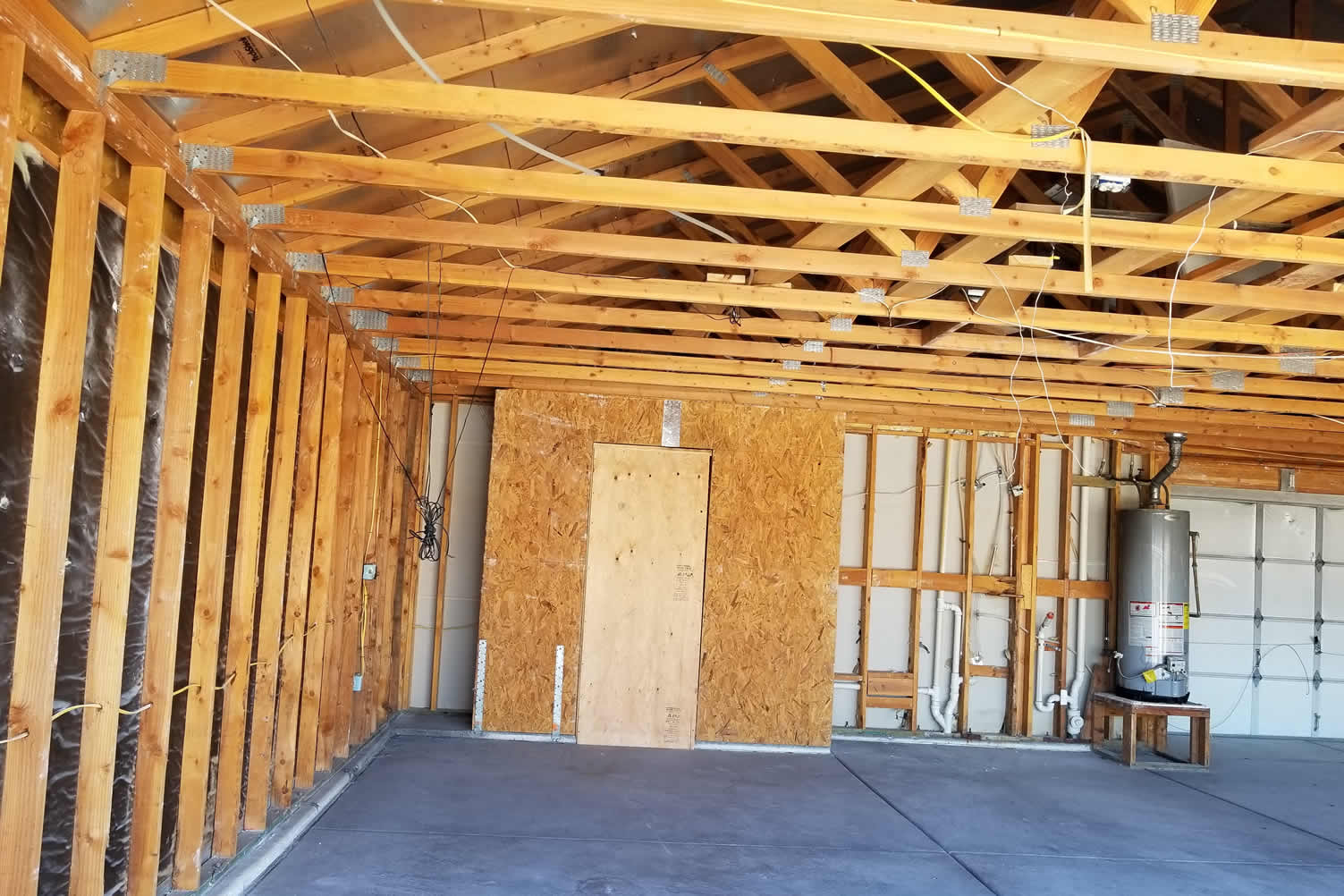 how to maximize your home's garage space