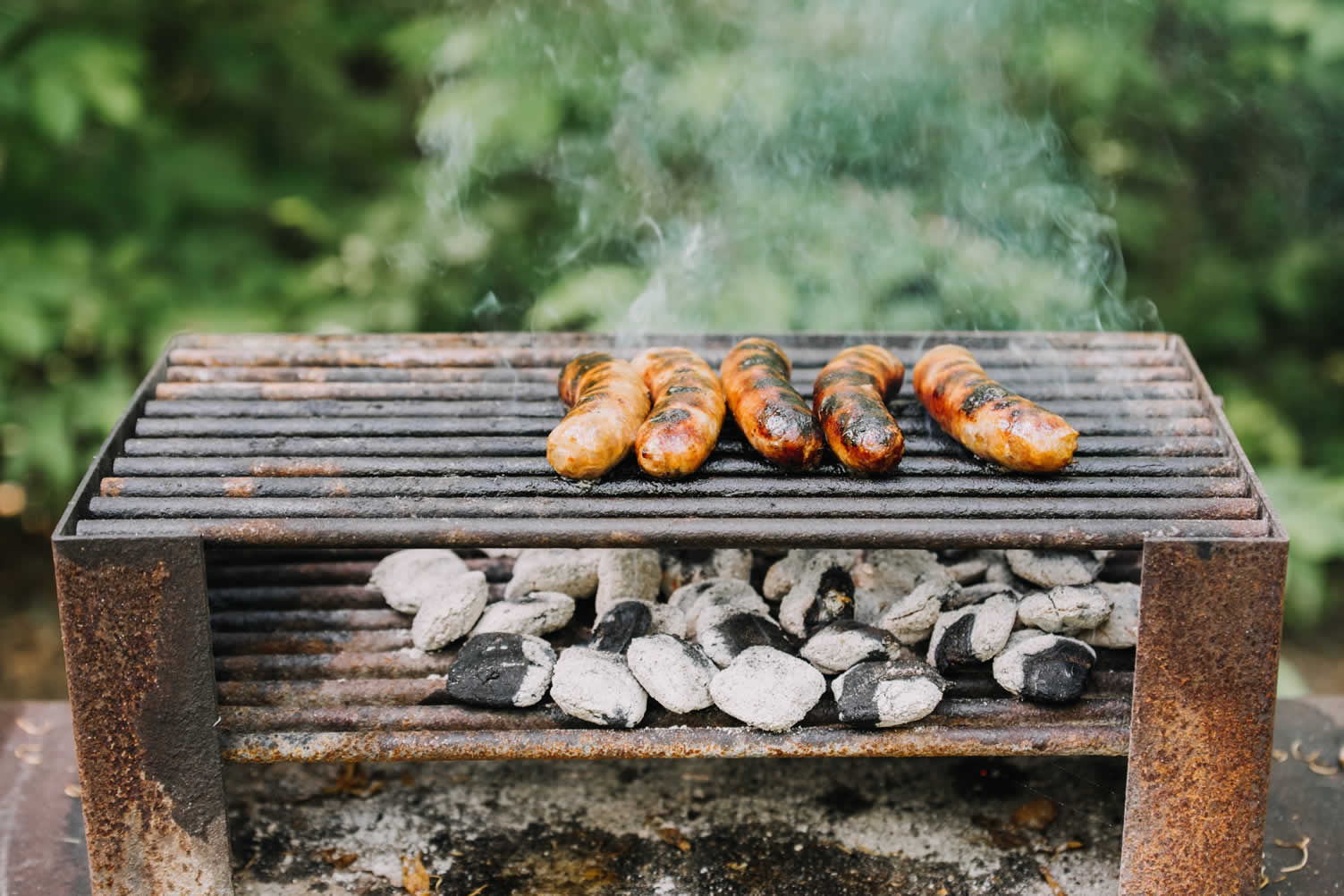 create an amazing outdoor kitchen