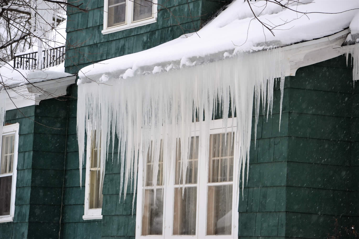 DIY roofing tips