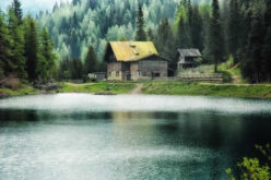Tips for Choosing the Right Lake House