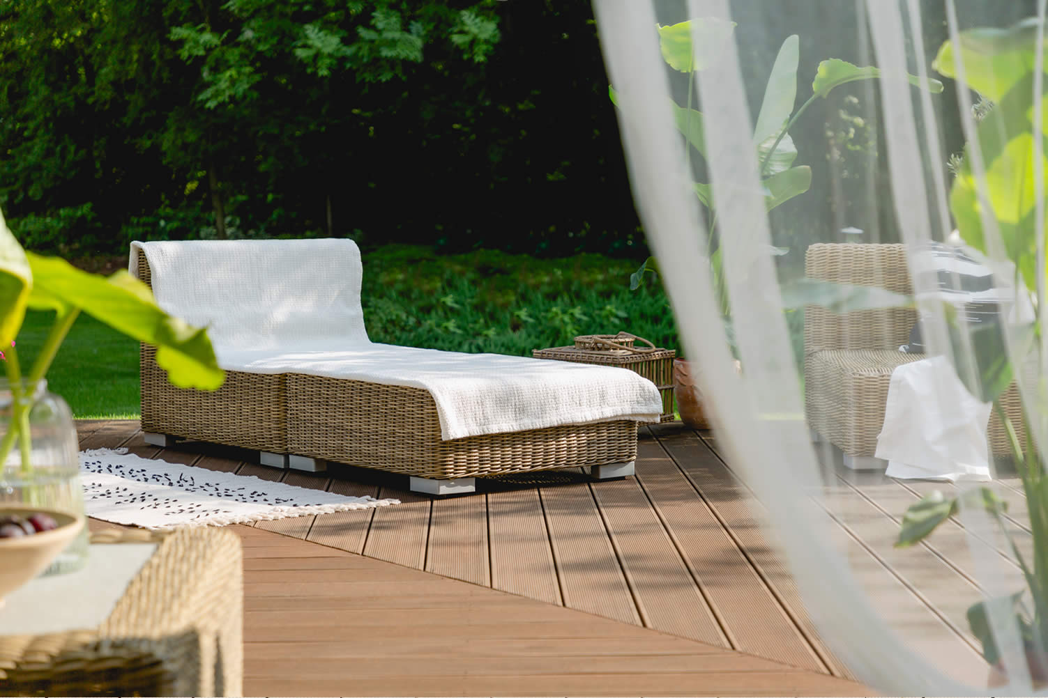 ways to maintain your deck
