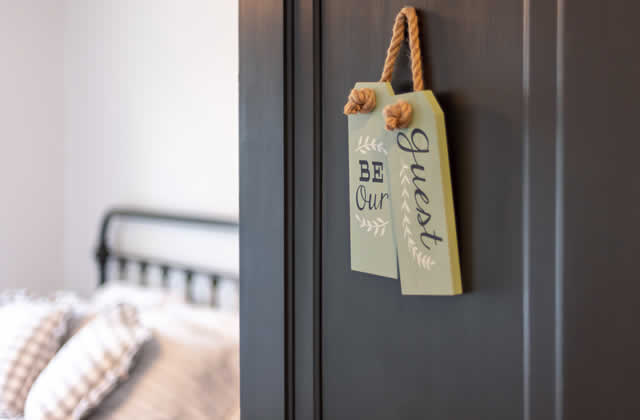 Effective Ways To Decorate Your Guest Bedroom