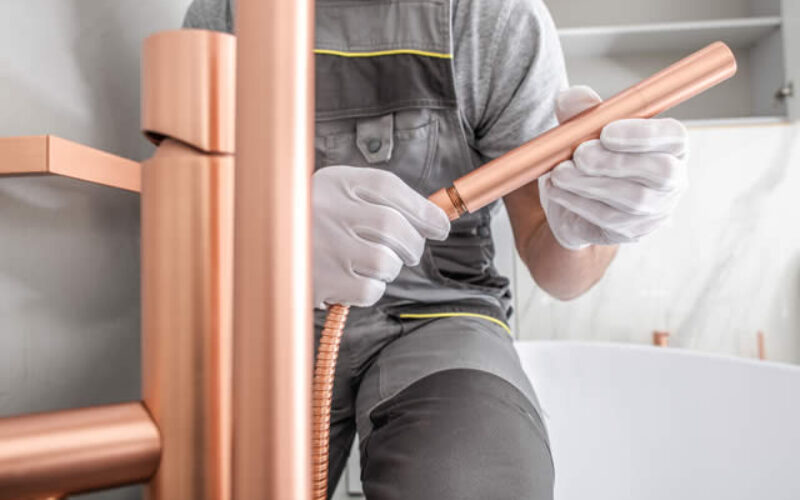 Bathtub Plumbing: 4 Things Homeowners Should Know