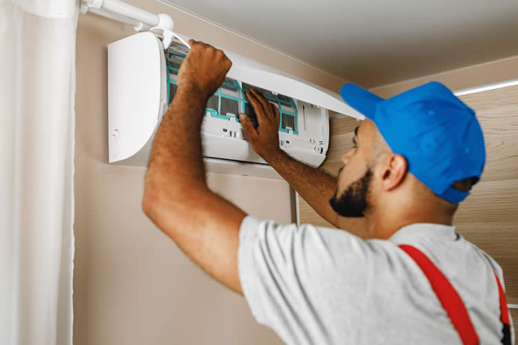 advantages of ductless heating and cooling