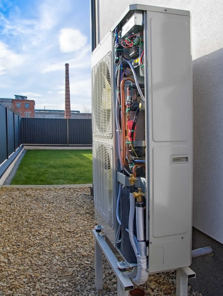 advantages of ductless heating and cooling