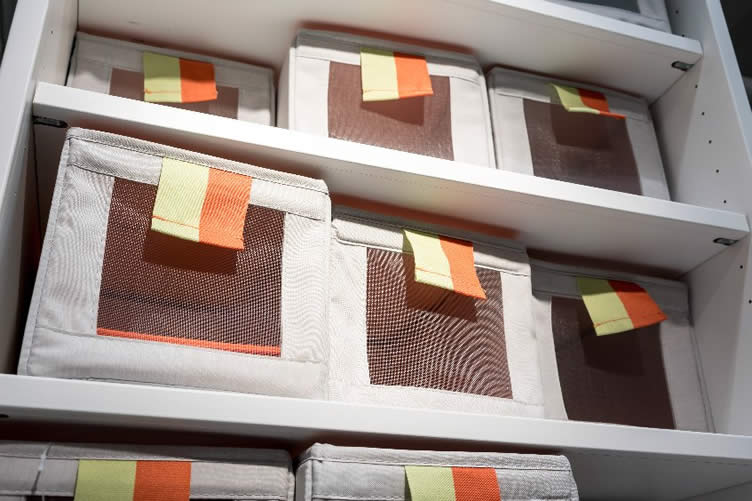 best way to organize your walk-in closet