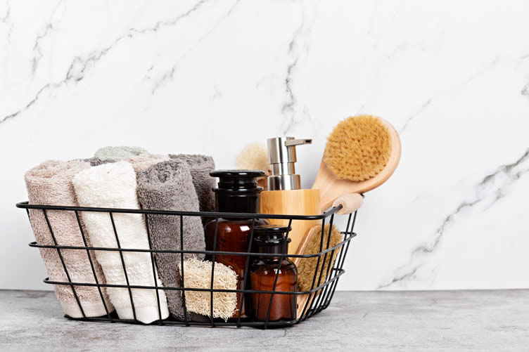 how to create an industrial bathroom