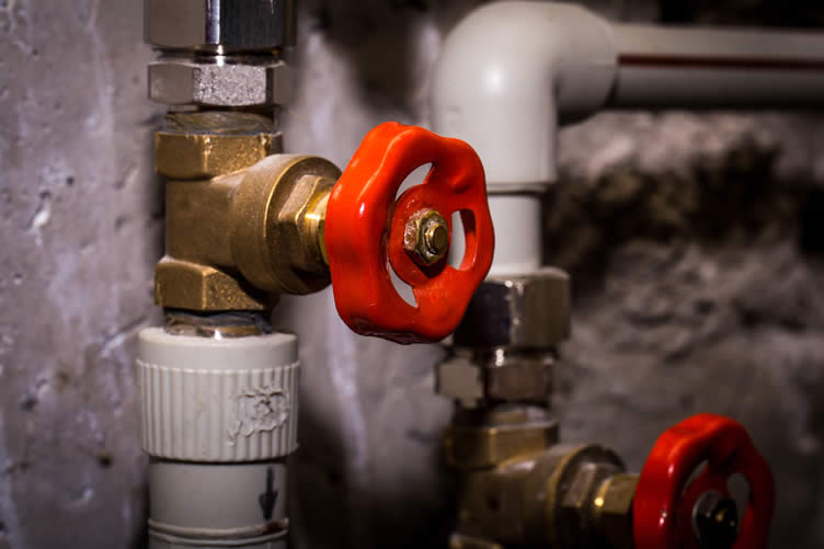 how to reduce risk of water damage