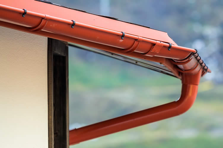 how to maintain or renovate an old and damaged roof