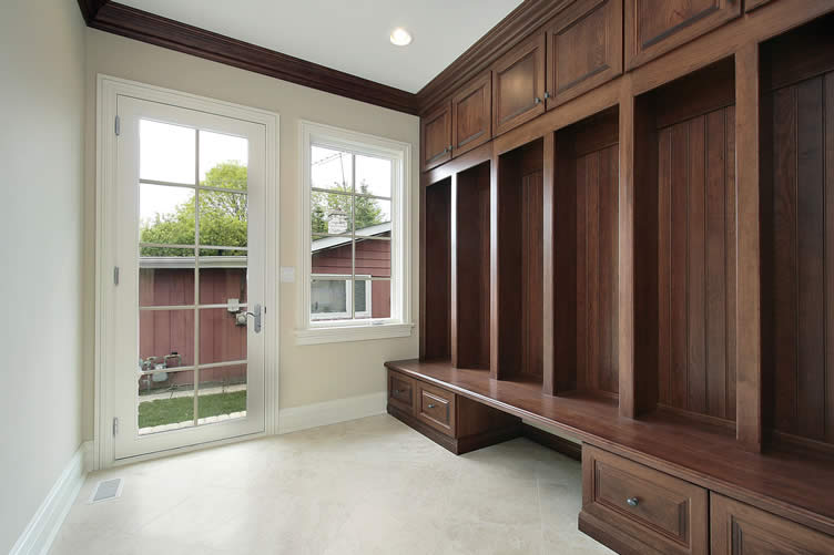 top reasons to add a mudroom