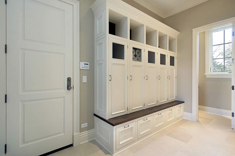 top reasons to add a mudroom
