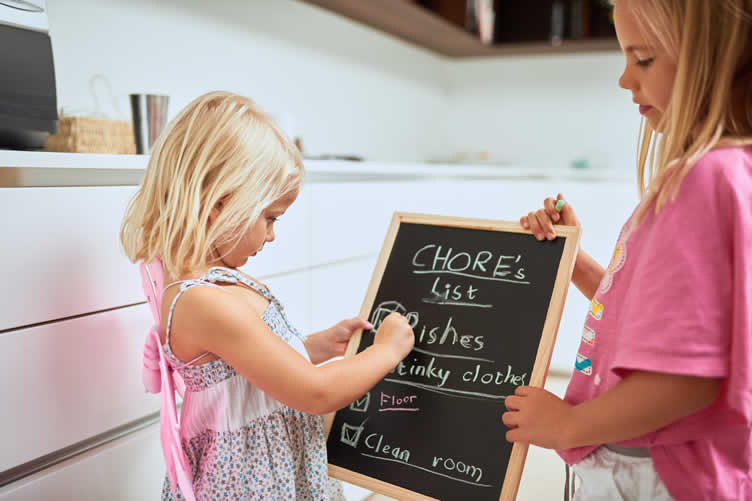 raising healthy and mentally adapt kids