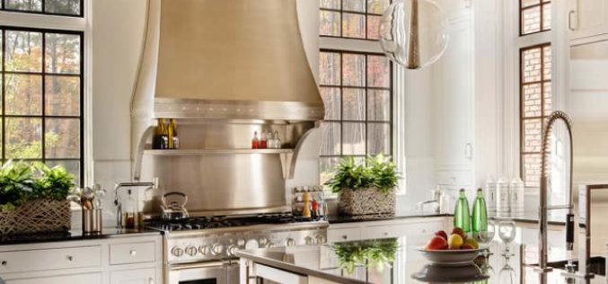 Kitchen Hood for Lighting and Kitchen Escape
